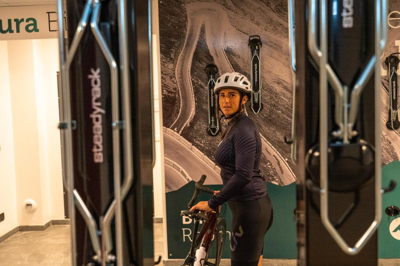 Nira Mountain Resort Futura Pradelle エクステリア 写真